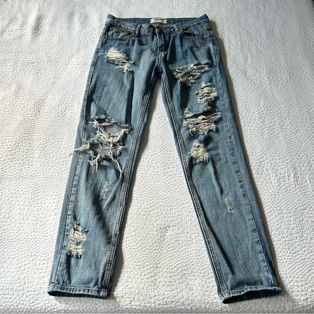 One Teaspoon Awesome Baggies Distressed Jeans
